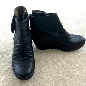 Fly London wedge boot